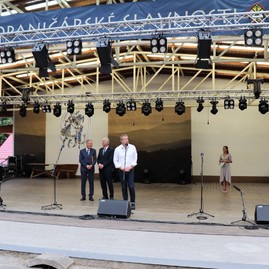 Zväčšiť fotografiu - Folklór opäť po roku spojil dva bratské národy - IMG_0869_2