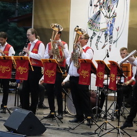 Zväčšiť fotografiu - Folklór opäť po roku spojil dva bratské národy - IMG_0906