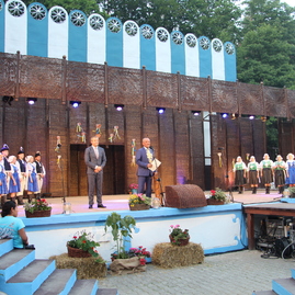 Folklór oslavoval, na myjave sa už po šesťdesiatykrát stretli domáce a zahraničné folklórne súbory, v starej turej sa po piatykrát diali divné veci - IMG_0316