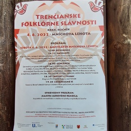 Zväčšiť fotografiu - Folklórna sobota v podaní jubilejných trenčianskych folklórnych slávností či festivalu dychových hudieb - 20220604_142446