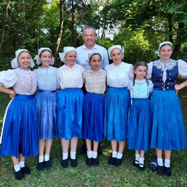 Zväčšiť fotografiu - Folklórna sobota v podaní jubilejných trenčianskych folklórnych slávností či festivalu dychových hudieb - 20220604_144540