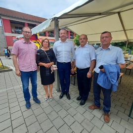 Zväčšiť fotografiu - Folklórna sobota v podaní jubilejných trenčianskych folklórnych slávností či festivalu dychových hudieb - 20220604_160614