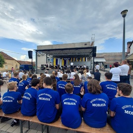 Zväčšiť fotografiu - Folklórna sobota v podaní jubilejných trenčianskych folklórnych slávností či festivalu dychových hudieb - 20220604_161438