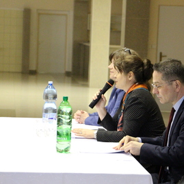 Francúzsky veľvyslanec pochválil kvalitu bilingválneho gymnázia v myjave - IMG_5977