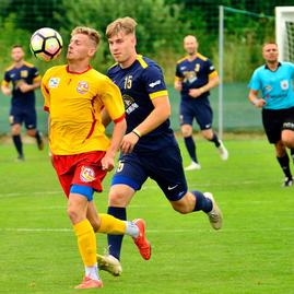 Zväčšiť fotografiu - Futbal v najväčšej obci trenčianskeho kraja oslavuje 70 rokov - zdroj - FB FK Belusa - zapas s Duklou Trenčín 3