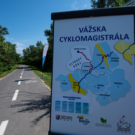 Zväčšiť fotografiu - Gratulujeme, žijete na výbornom mieste! - 20210628_CYKLOTRASA_NM_TN_004