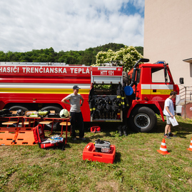 Zväčšiť fotografiu - Gratulujeme, žijete na výbornom mieste! - TSK_SOŠ TN_tlač (14 of 64) – kópia