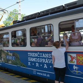 Historická električka sa po krátkej pauze vracia na koľaje, odviezť sa ňou môžete už zajtra - 32313896_1787562204634052_6181500735528632320_o