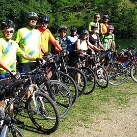 Zväčšiť fotografiu - Jazdou na bicykli si uctili pamiatku zosnulého kolegu - ESA 2020 (3)