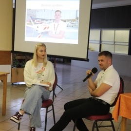 Zväčšiť fotografiu - Jilemák zapojený do projektu s názvom „najzaujímavejšie podujatie školskej knižnice“ - IMG_4628_zmensena