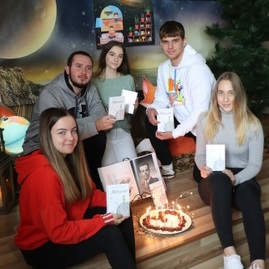Zväčšiť fotografiu - Jilemák zapojený do projektu s názvom „najzaujímavejšie podujatie školskej knižnice“ - IMG_4707_zmensena