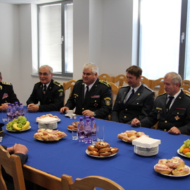 Kniha o dobrovoľných hasičoch v trenčianskom kraji je pokrstená. jej krstným otcom sa stal generálny sekretár dpo vendelín horváth. - IMG_9807