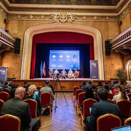 Zväčšiť fotografiu - Konferencia sk8 tentokrát v prešove - konferencia_PO2025