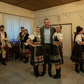 Zväčšiť fotografiu - Kraj rozozvučali zvuky heligónky aj ľudovej hudby - TSK_sobota-15