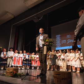Zväčšiť fotografiu - Kraj rozozvučali zvuky heligónky aj ľudovej hudby - TSK_sobota-35