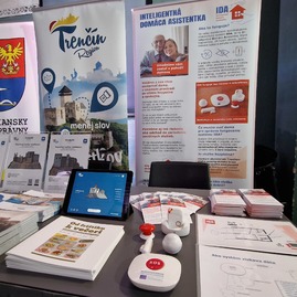 Zväčšiť fotografiu - Kraje predstavili svoje inovácie - 20240221_092443