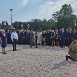 Zväčšiť fotografiu - Krajské oslavy 79.výročia snp na jankovom vŕšku nám pripomenuli dôležitosť slobody - 20230826_161254