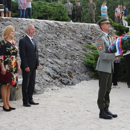 Zväčšiť fotografiu - Krajské oslavy snp na jankovom vŕšku aj tento rok - IMG_0306