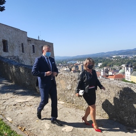 Zväčšiť fotografiu - Krajský riaditeľ polície odovzdával ocenenia po vynútenej prestávke - IMG_20210909_111014