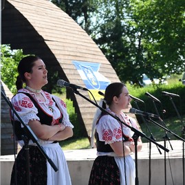 Zväčšiť fotografiu - Kultúrny víkend v znamení osláv mesta, podjavorinských slávností či detského folklórneho festivalu