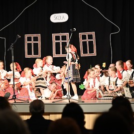 Zväčšiť fotografiu - Kultúrny víkend v znamení osláv mesta, podjavorinských slávností či detského folklórneho festivalu