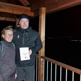Zväčšiť fotografiu - Lampášiky šťastia počas víkendu rozsvietili veľký klíž - 20231118_194100