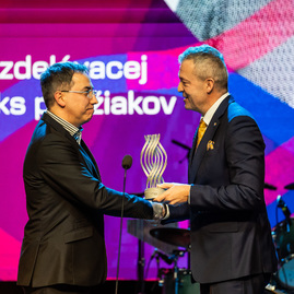 Zväčšiť fotografiu - Laureáti 2. ročníka ceny regiónov sú známi - 