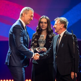 Zväčšiť fotografiu - Laureátom ceny regiónov je aj trenčiansky urológ