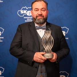 Zväčšiť fotografiu - Laureátom ceny regiónov je aj trenčiansky urológ