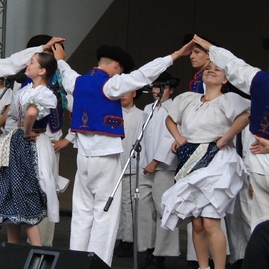Lesopark v prievidzi  ožil  30.ročníkom hornonitrianskych folklórnych slávností - 016