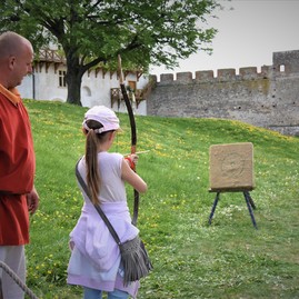 Zväčšiť fotografiu - Leto na trenčianskom hrade preverí smelosť aj prenesie do rozprávky - DSC_7982