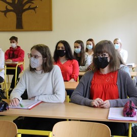 Zväčšiť fotografiu - Linka pomoci je tu aj pre mladých ľudí z trenčianskeho kraja - IMG_0025