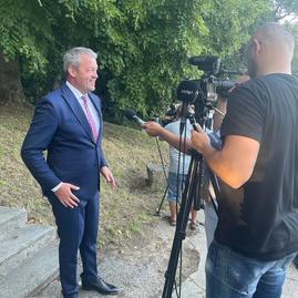 Zväčšiť fotografiu - Lipa bratstva na československých hraniciach oslávila storočnicu - IMG-20220715-WA0010