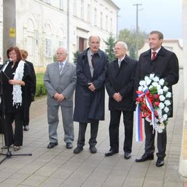 Malá obec zemianske podhradie si pripomenula velikánov vo svojej histórii - 5