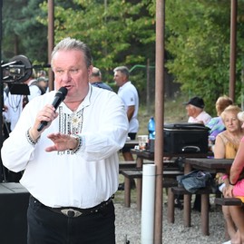 Zväčšiť fotografiu - Malí hasiči, dožinky aj dychovka