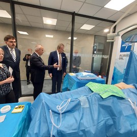 Zväčšiť fotografiu - Medline otvoril v partizánskom nový závod - 20220524_111443