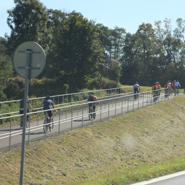 Zväčšiť fotografiu - Medzinárodná cyklotrasa bevlava sa rozrástla o ďalších 10 kilometrov - IMG_0348
