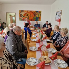 Zväčšiť fotografiu - Medzinárodný deň zdravotne postihnutých si pripomenuli slávnostným posedením - 20221203_131114