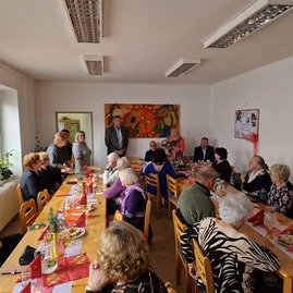 Zväčšiť fotografiu - Medzinárodný deň zdravotne postihnutých si pripomenuli slávnostným posedením - 20221203_141805