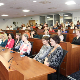 Medzinárodný deň žien si opäť pripomenuli aj na trenčianskej župe - IMG_0017