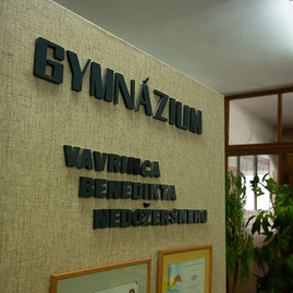Zväčšiť fotografiu - Ministerská návšteva preverila opatrenia aj názory z praxe - TSK_Návšteva ministra GYM PD (21 of 21)