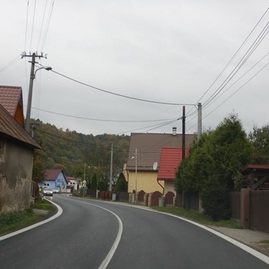 Zväčšiť fotografiu - Modernizácia železnice priniesla pre obyvateľov trenčianskeho kraja viaceré benefity - Komunikácie II_507 Púchov – Lednické Rovne - nový stav (1)