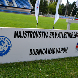 Zväčšiť fotografiu - Modernú atletickú dráhu otestovali aj hviezdni športovci - Foto-2650