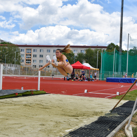 Zväčšiť fotografiu - Modernú atletickú dráhu otestovali aj hviezdni športovci - Foto-2653