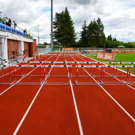 Zväčšiť fotografiu - Modernú atletickú dráhu otestovali aj hviezdni športovci - Foto-2687