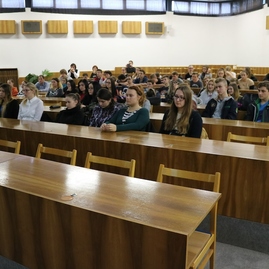 Moderovaného dialógu s názvom podpora talentu v kraji sa zúčastnilo takmer 80 žiakov - IMG_0741_result (1024x683)