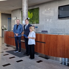 Zväčšiť fotografiu - Na 160. výročí matice slovenskej ocenili 23 krajských matičiarov - 20231003_150852