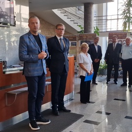 Zväčšiť fotografiu - Na 160. výročí matice slovenskej ocenili 23 krajských matičiarov - 20231003_151337