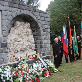 Na hornej nitre každoročne patrí začiatok septembra baníkom a spomienke na tých, ktorým sa toto povolanie stalo osudným - IMG_8854