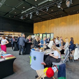 Zväčšiť fotografiu - Na konferencii odzneli praktické skúsenosti z fungovania regionálnej samosprávy - 20240521_111002